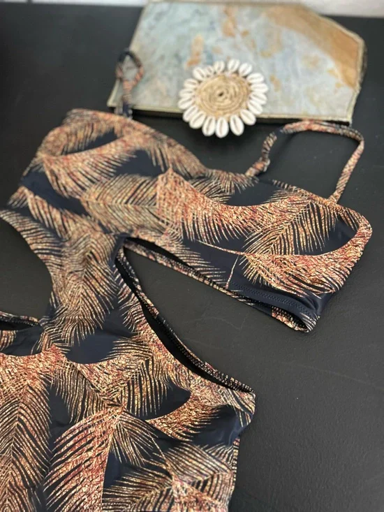 Yira new palm leaf print swimsuit cut-out one-piece style size small - Picture 4 of 7